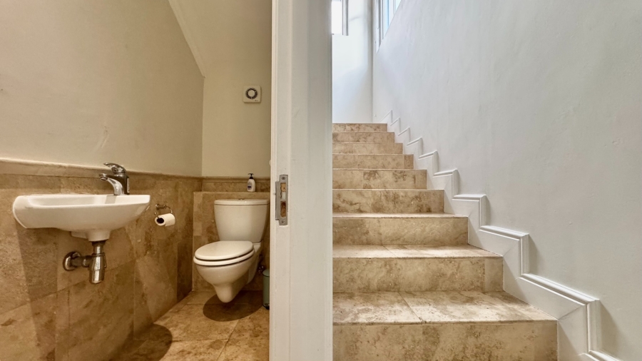 3 Bedroom Property for Sale in Spanish Farm Western Cape